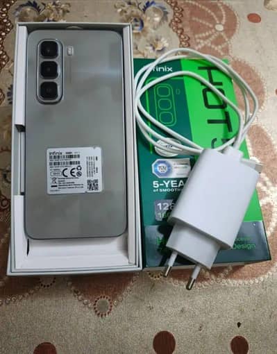 Infinix Hot 50 pro plus Complete box urgent sale connect wtp no