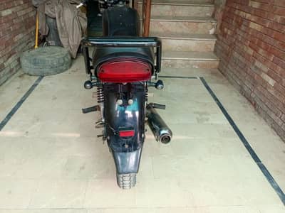 Suzuki 150cc .