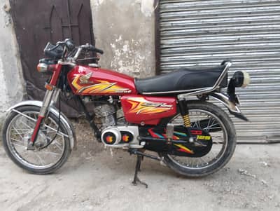 Aoa Honda 125 modal 20/21 number All Punjab