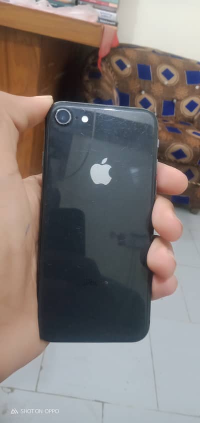 Apple iPhone 8