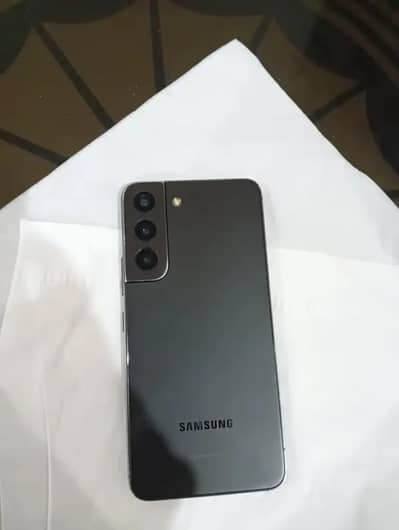 Samsung Galaxy S22 5G 8 256 10/9 2 month Esim time Sp 8 Gen 1