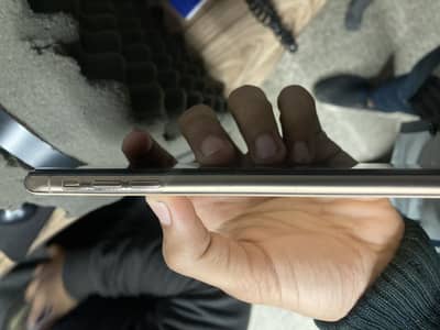 iPhone 256GB Storage – Good Condition