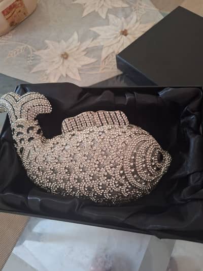 Sparkling Fish-Shaped Crystal Clutch