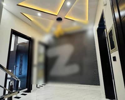 5 Marla Beautiful Upper Portion For Rent