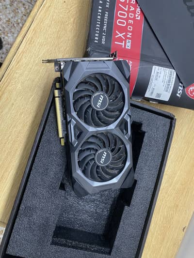 MSI AMD radeon 5700XT 8 gb complete box