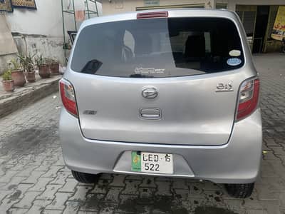 Daihatsu Mira 2011