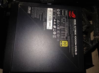 ROG STRIX 1000W in excellent condition