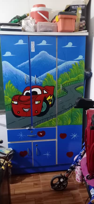 Urgent selling kids Wardrobe