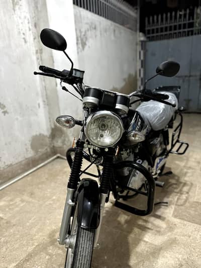 suzuki GS 150 2022