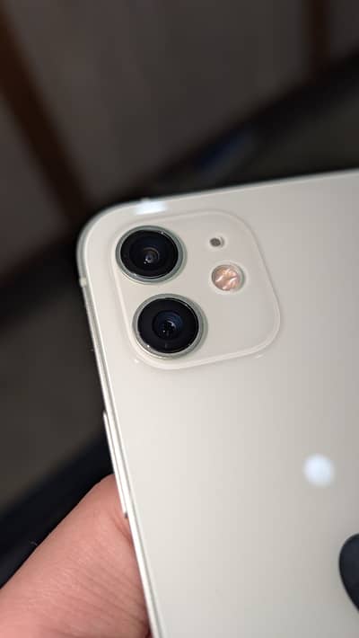 Iphone 12 clean condition