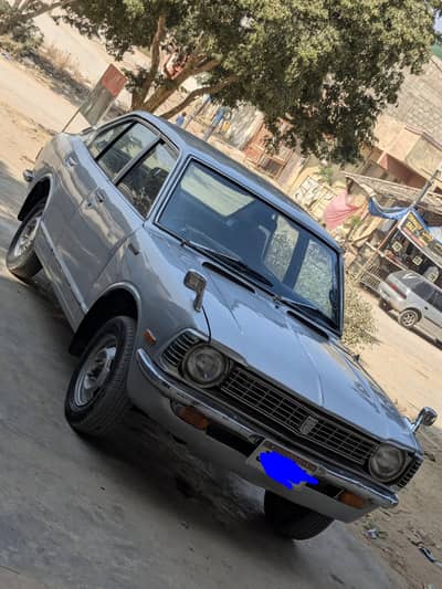 Corolla 1973-74 Hi-Delux