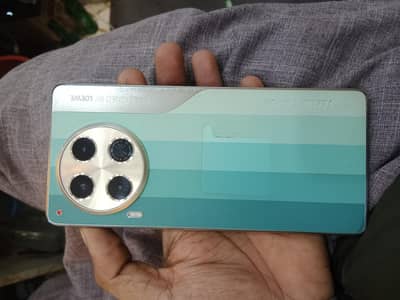 Tecno camon 30 8/256