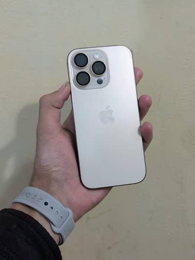 16 pro jv* 128 gb 93 health