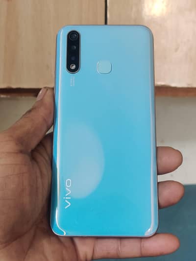 Vivo Y 19 Lush condition phone