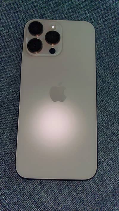 I phone 16 pro max 99 battery Health physical +e sim