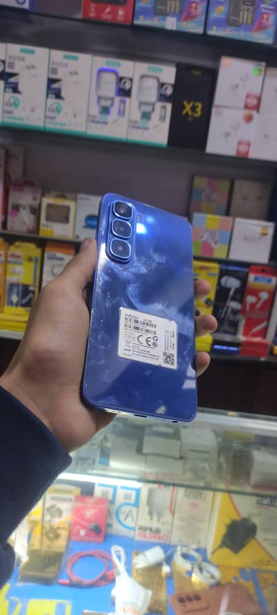 infinx Hot 60i 10/10 03264078487 whtsp