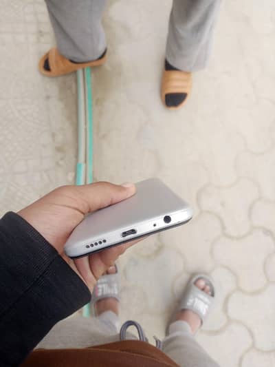 urgent sale tecno spark 8c