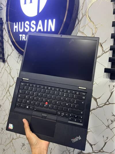 Lenovo thinkpad i5 11th generation Ram 8gb DDR 4 SSD 256 gb