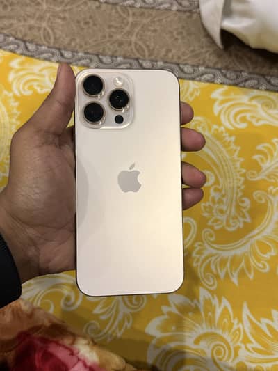 16 pro max 256 GB desert Titanium