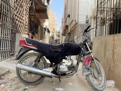 Honda CD 100 – Golden Number | Excellent Condition | Urgent Sale