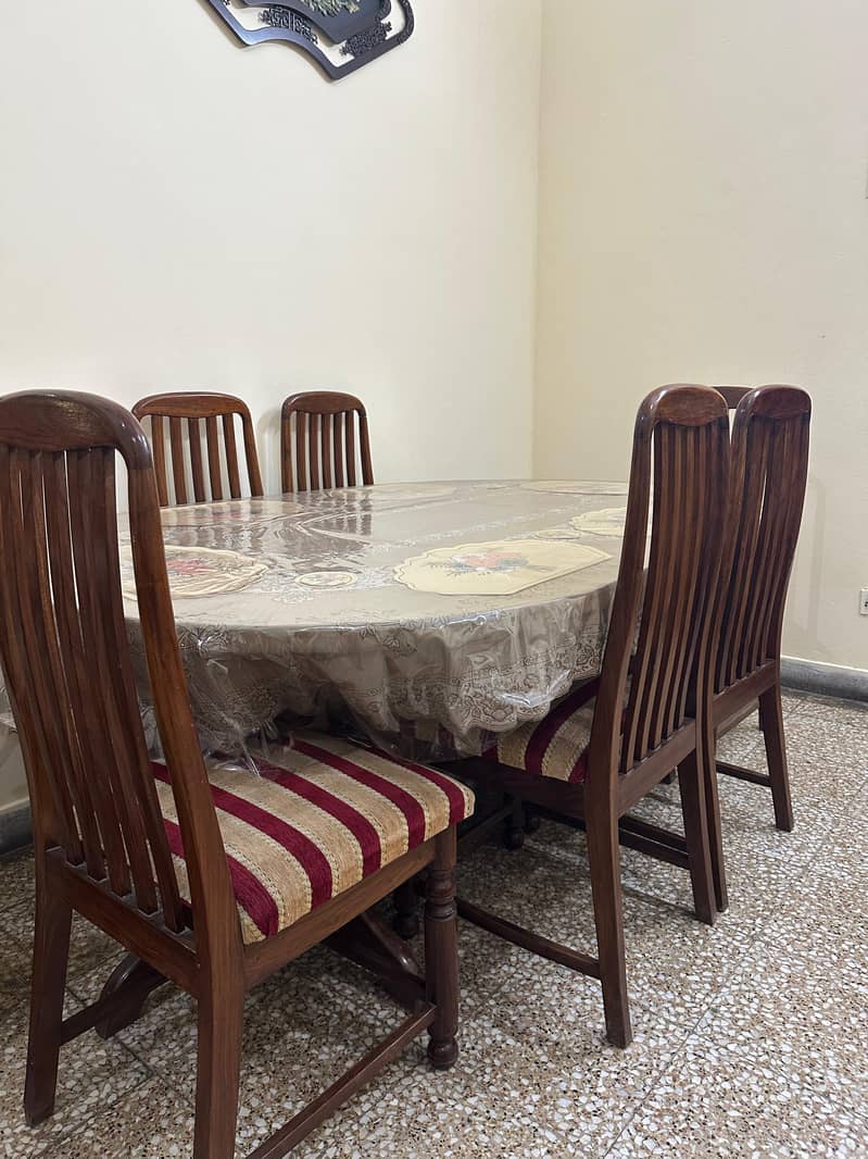 Dining Table Set - Perfect condition 1