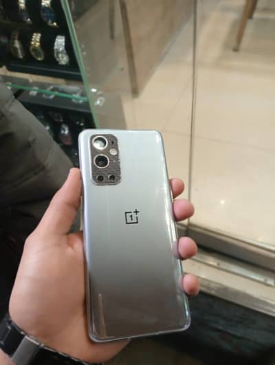 OnePlus 9 Pro 12/256 GB