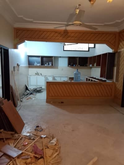 Prime Location Upper Portion Of 240 Square Yards Is Available In Contemporary Neighborhood Of Gulistan-e-Jauhar