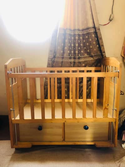 Baby cot / baby crib