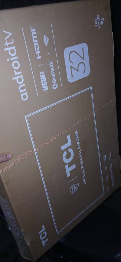 Tcl 32 inch for sale 1 year warrnty