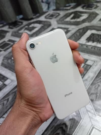 iphone 8 battery health 96 non PTA hai par sim chal rahi hai 2 saal ha