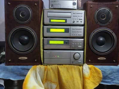 Denon stereo sound system