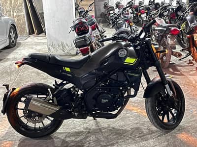 Benelli Leoncino 250