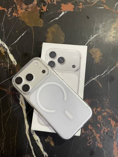 Iphone 17 pro silver colour