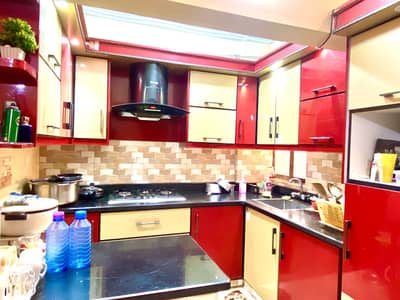 2 Bed d d with roof flat in pioneer apartment Gulzare Hijri