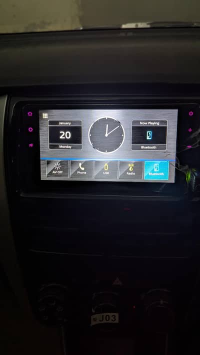 toyota yaris  grnuine audio system