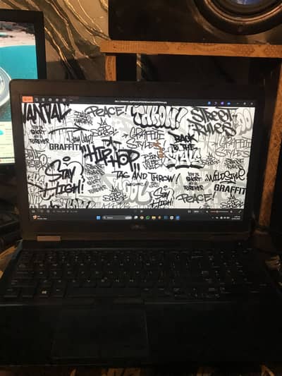 Laptop Cor i 5 7 generation