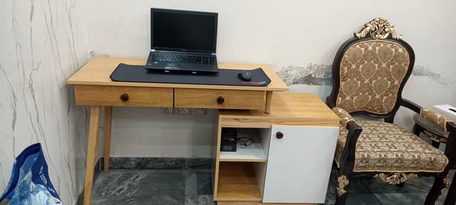 Office and Home Laptop Table