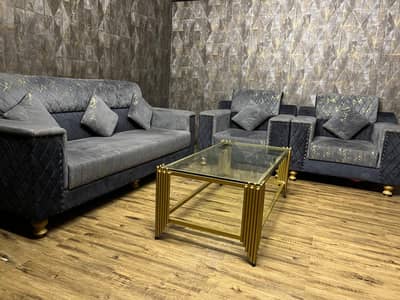 5 seater sofa set with orignal molty foam very slightly used