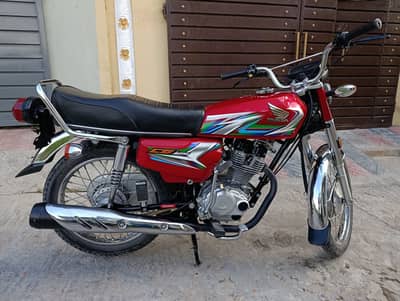 Honda CG 125 Brand new Condition Total Genuine