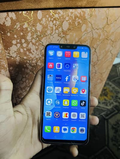 Huwawei nova 3i 4/128 exchange possibile