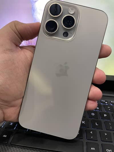 iPhone 15 Pro Max 256GB Natural Titanium 10/10 | NON PTA - JV