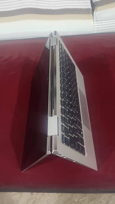 HP Elitebook x360 1030 G7