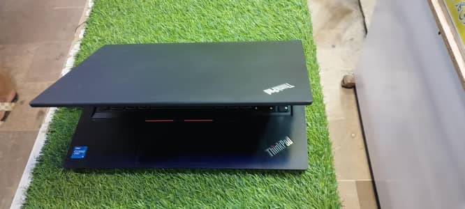 Lenovo ThinkPad i5 11th Generation 16 GB DDR-4