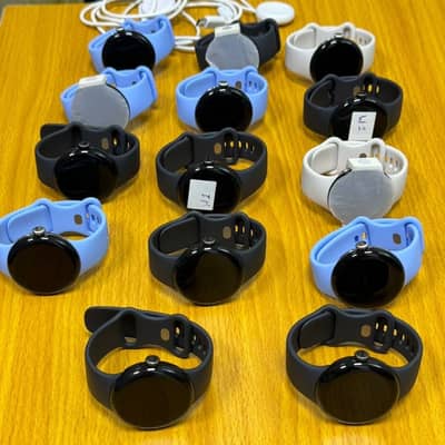 Google pixel watch 1 with complete box accessories