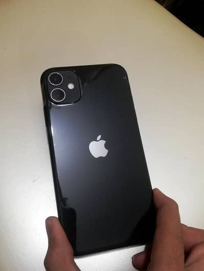 Iphone 11 64Gb with original box 84 percent BH ORIGNAL