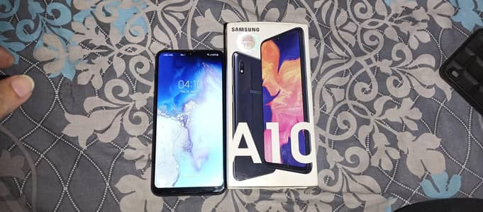 Selling Samsung A10 Official PTA Approved with box