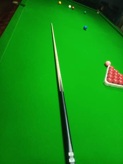 LP snooker cue
