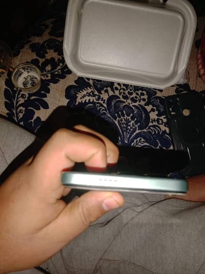 Infinix hot 50i 6gb 128 gb