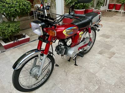 Yamaha Royale YB 100 2010 Genuine Bike Brand New Condition