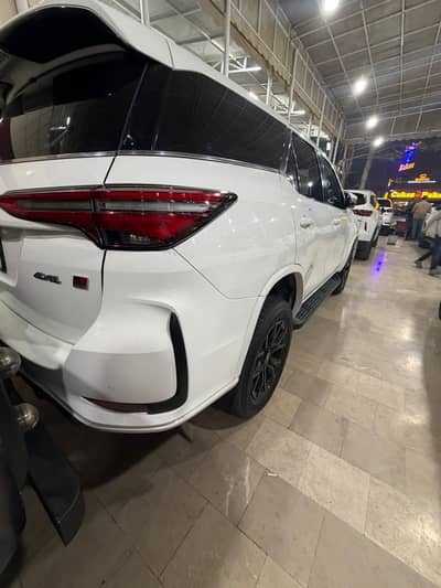 Toyota fortuner GR-S 2023
